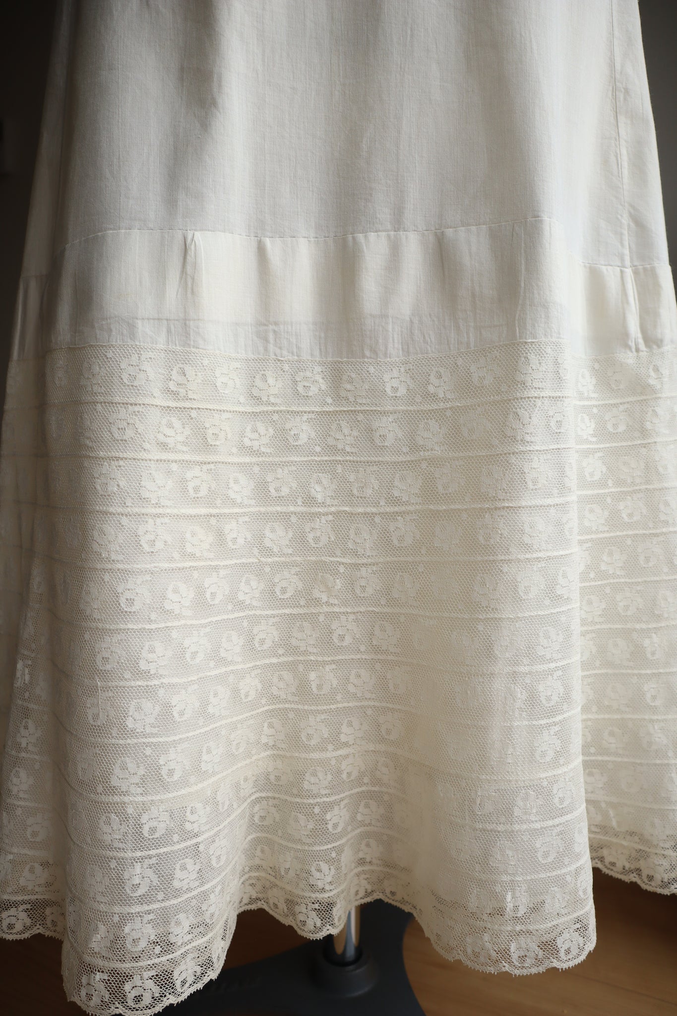 1900s Floral Lace Cotton Skirt