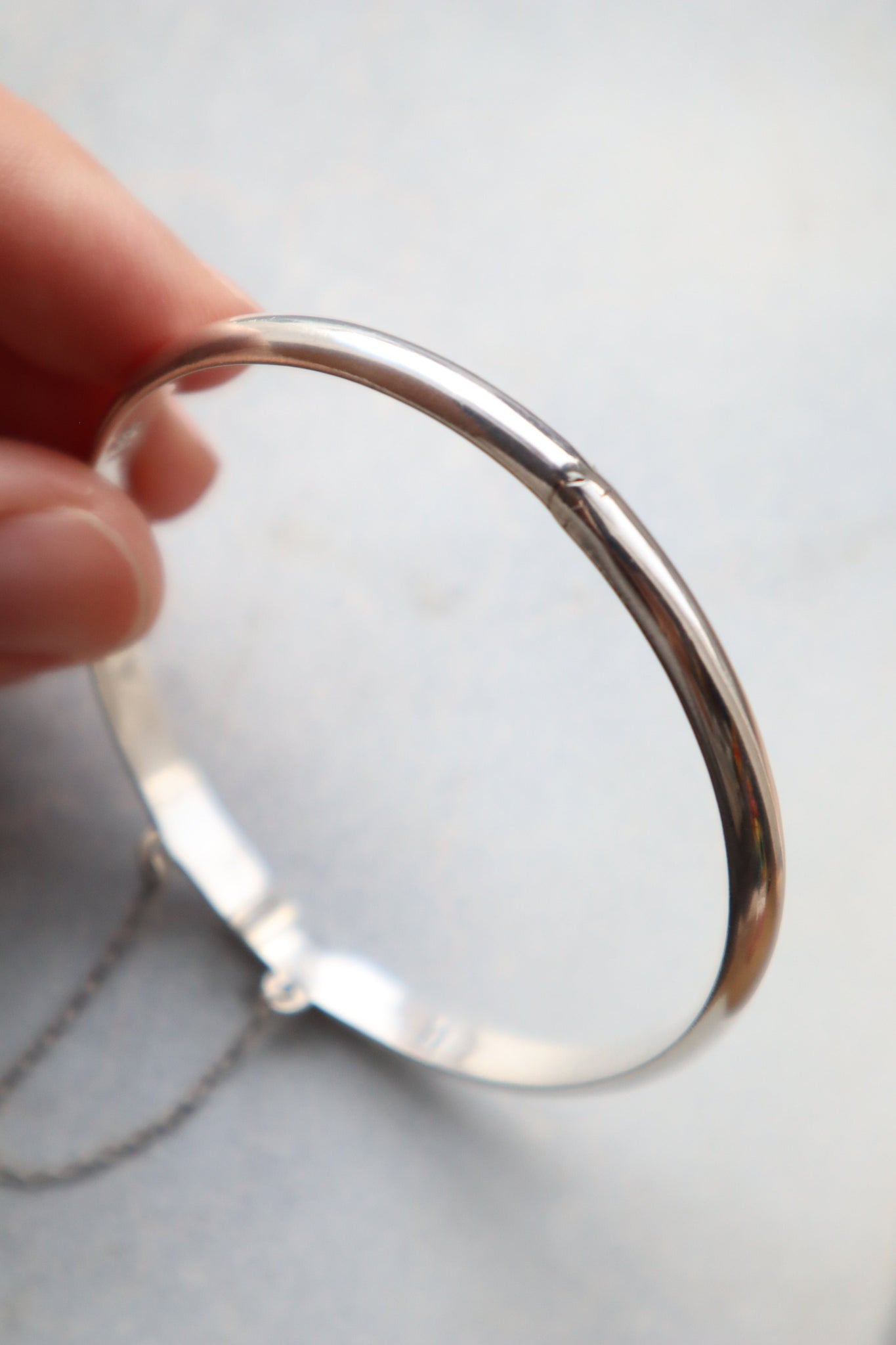1940s Sterling Silver Hinged Bangle