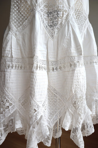 1900s Hand Made Lace Lovely Skirt