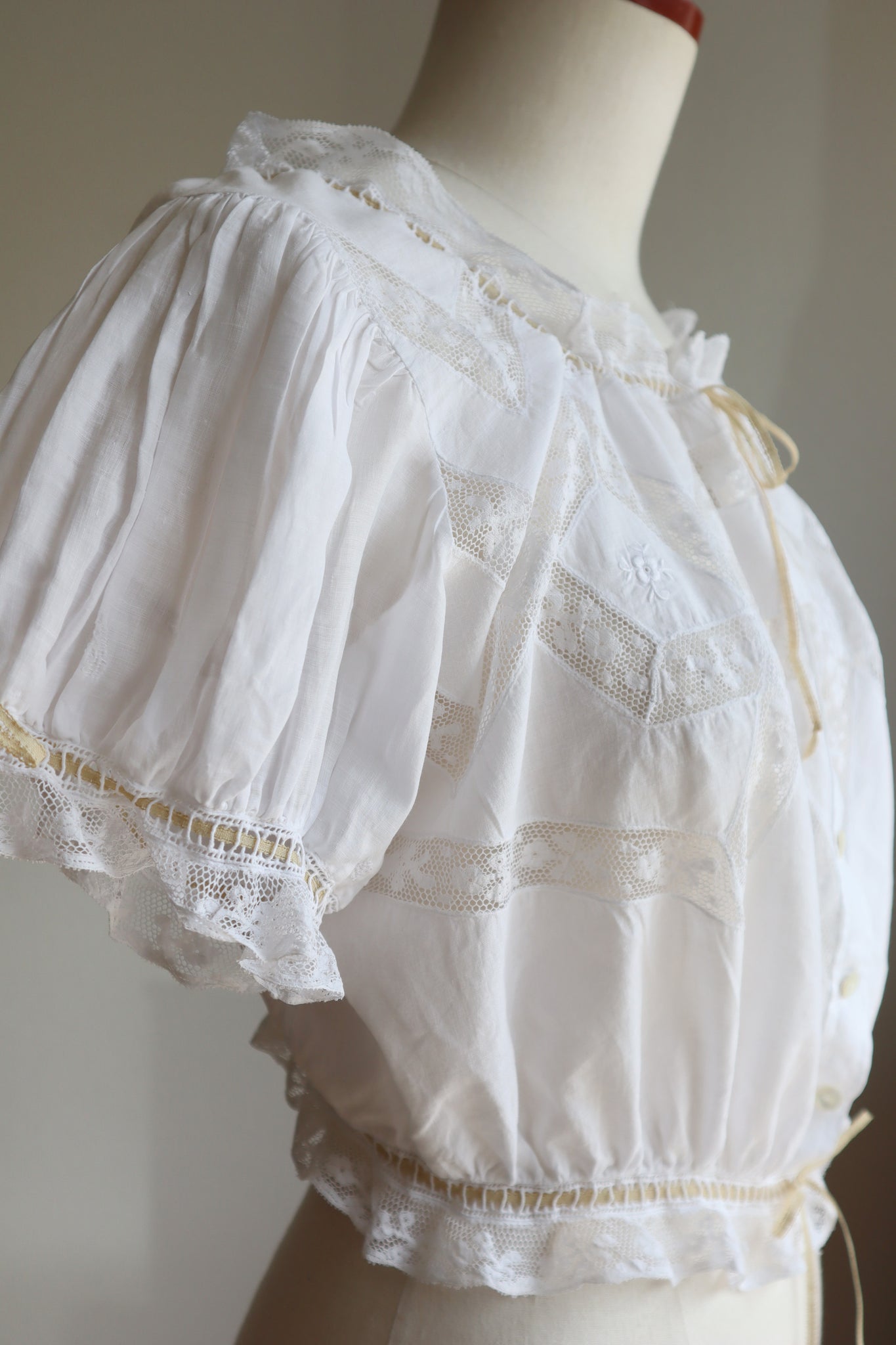 1910s Puff Sleeve Lawn Cotton Corset Cover