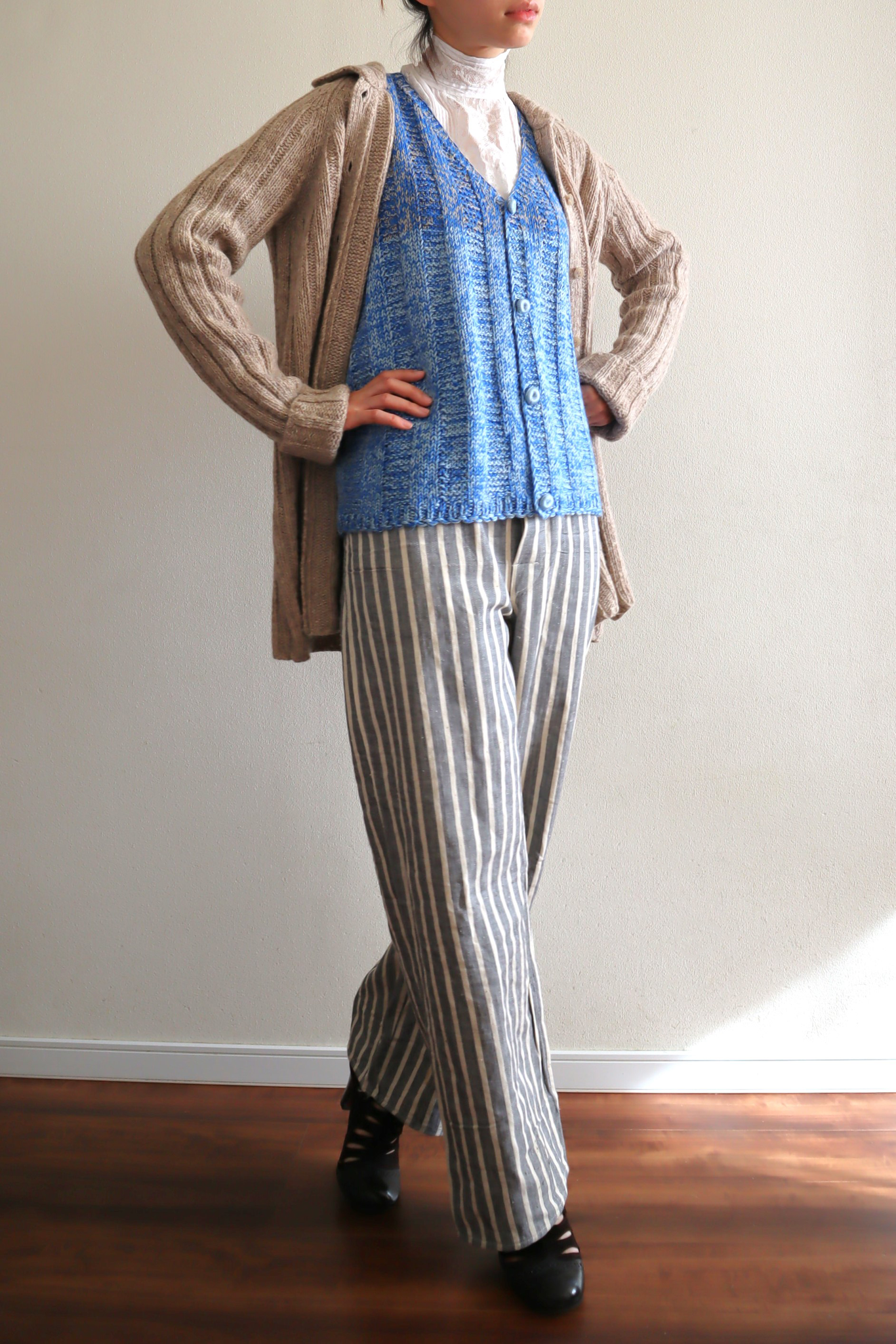 80s French Hand Knit Peasant Wool Cardigan