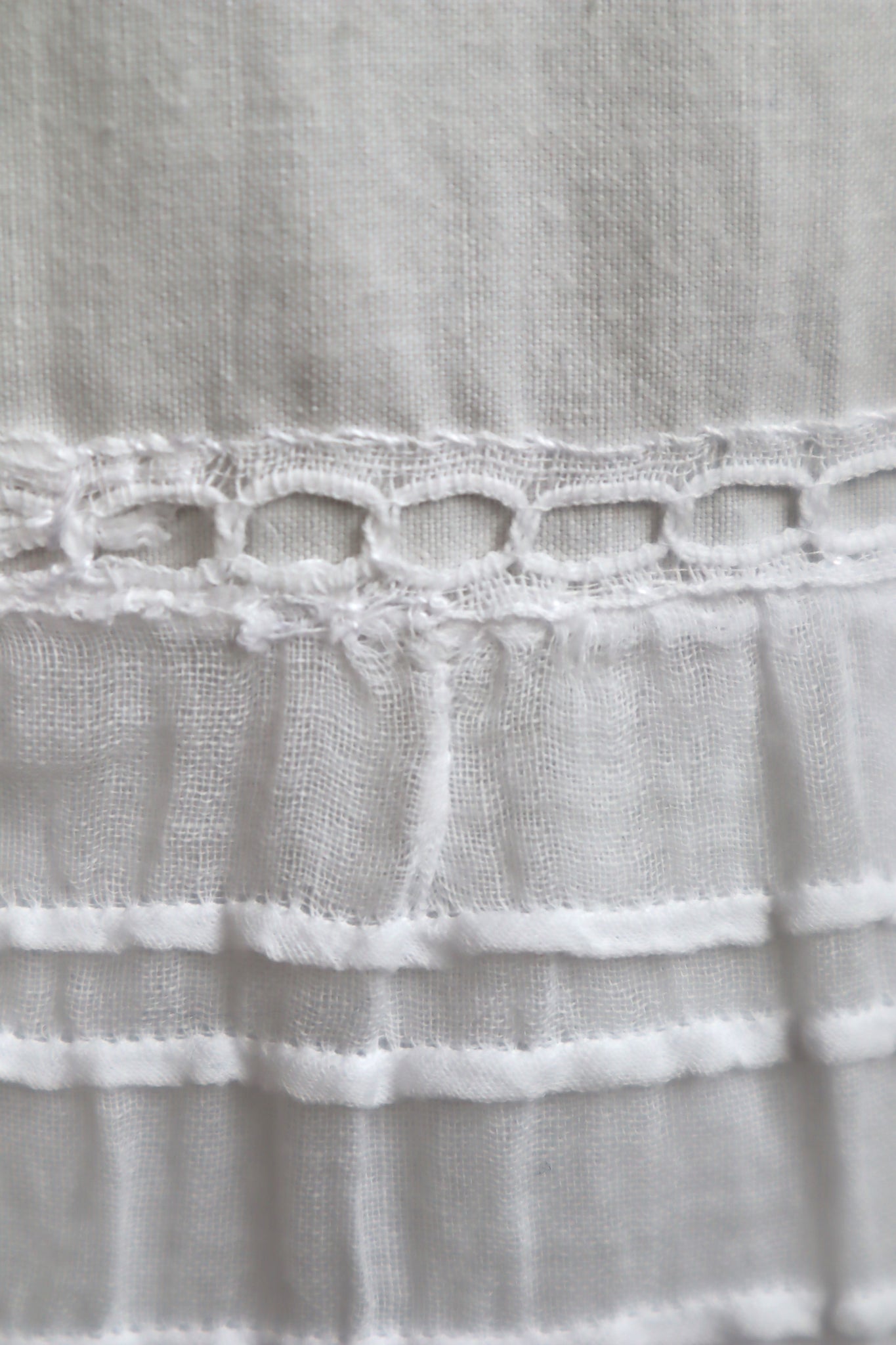1910s Thin Cotton Wide Lace Beautiful Skirt