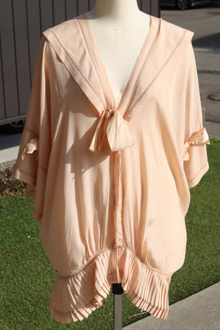 1900s Sailor Collar Pink Silk Bed Jacket