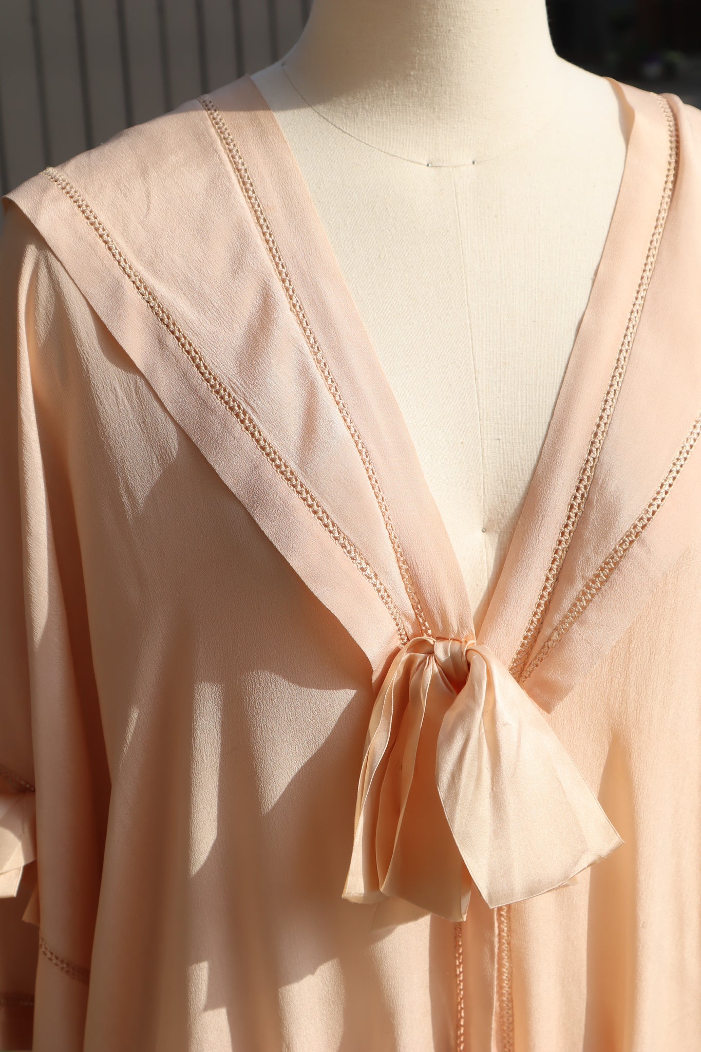 1900s Sailor Collar Pink Silk Bed Jacket