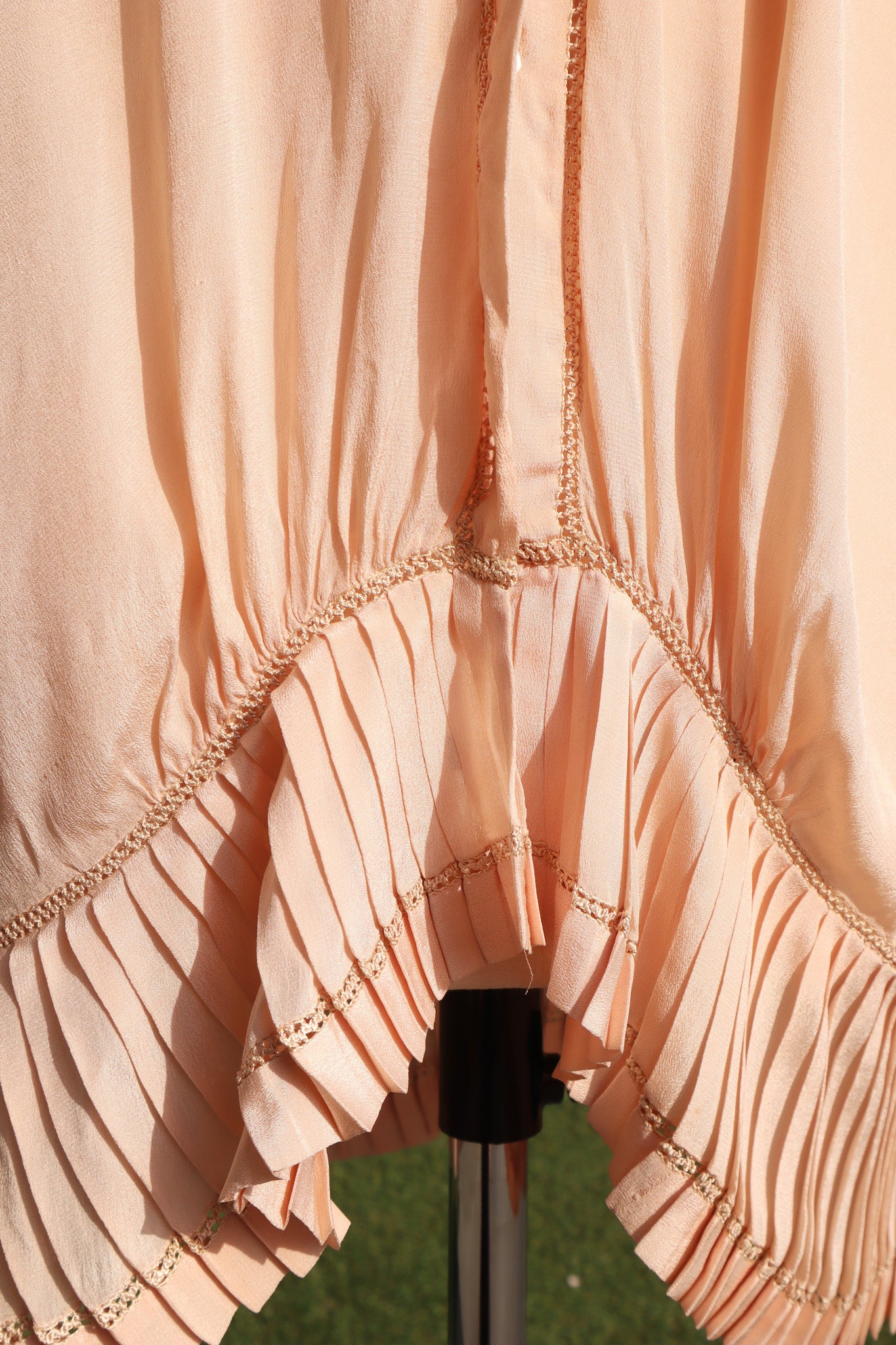 1900s Sailor Collar Pink Silk Bed Jacket