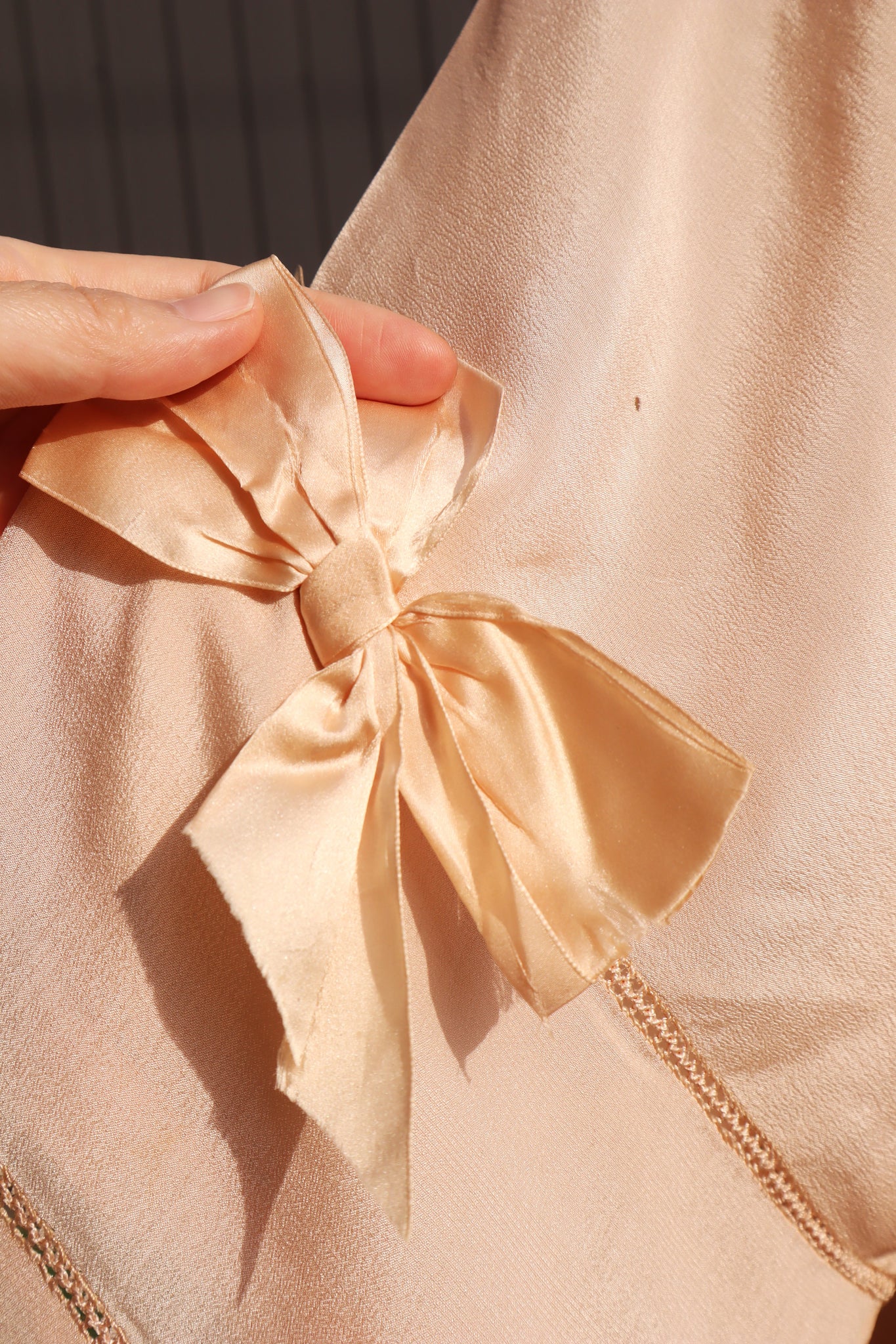 1900s Sailor Collar Pink Silk Bed Jacket