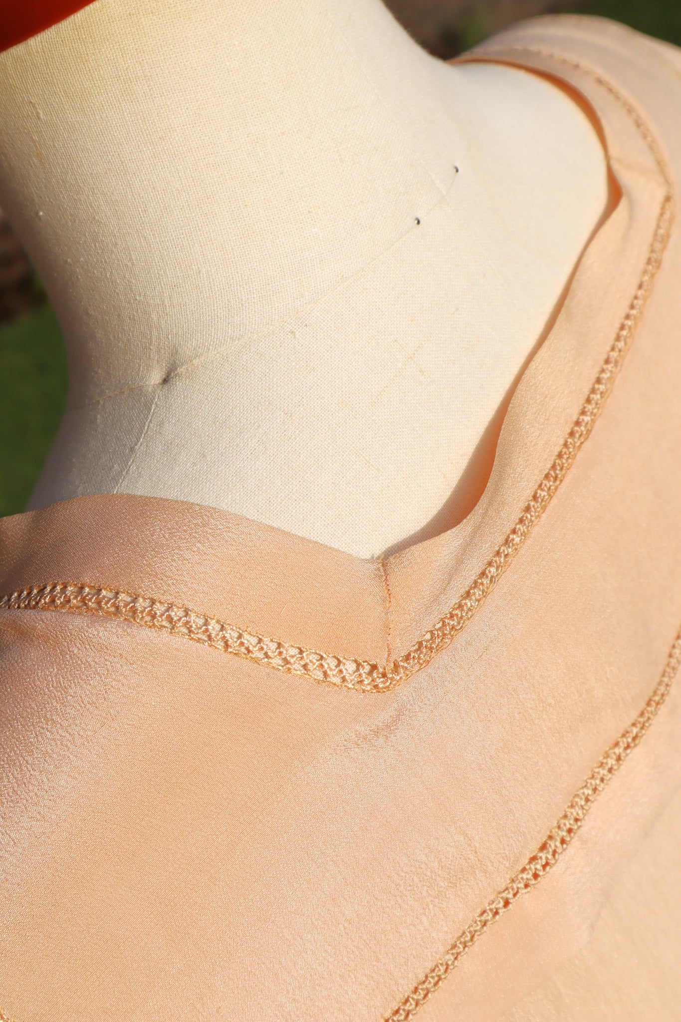 1900s Sailor Collar Pink Silk Bed Jacket
