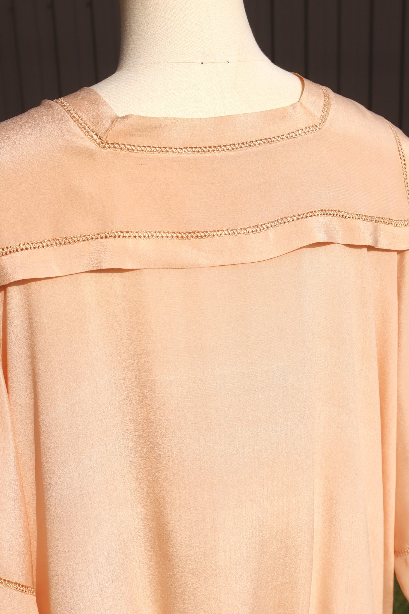 1900s Sailor Collar Pink Silk Bed Jacket