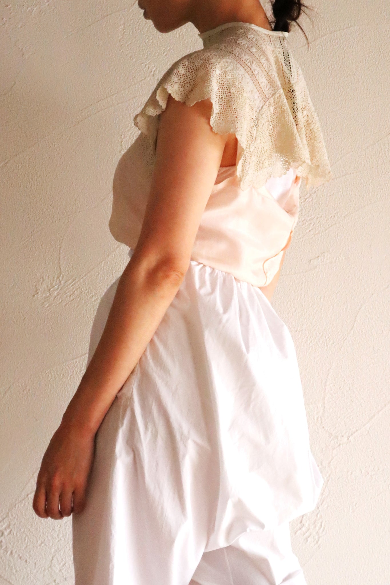 1900s French Handworked Crochet & Embroidered Lace Collar