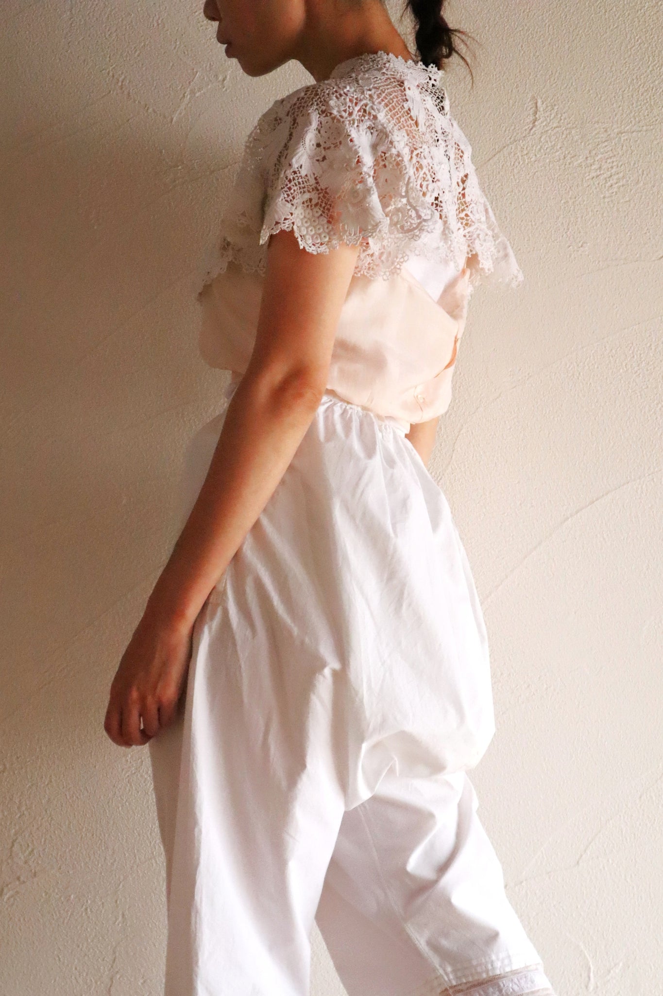 1900s French Hand-Crocheted Lace Bolero