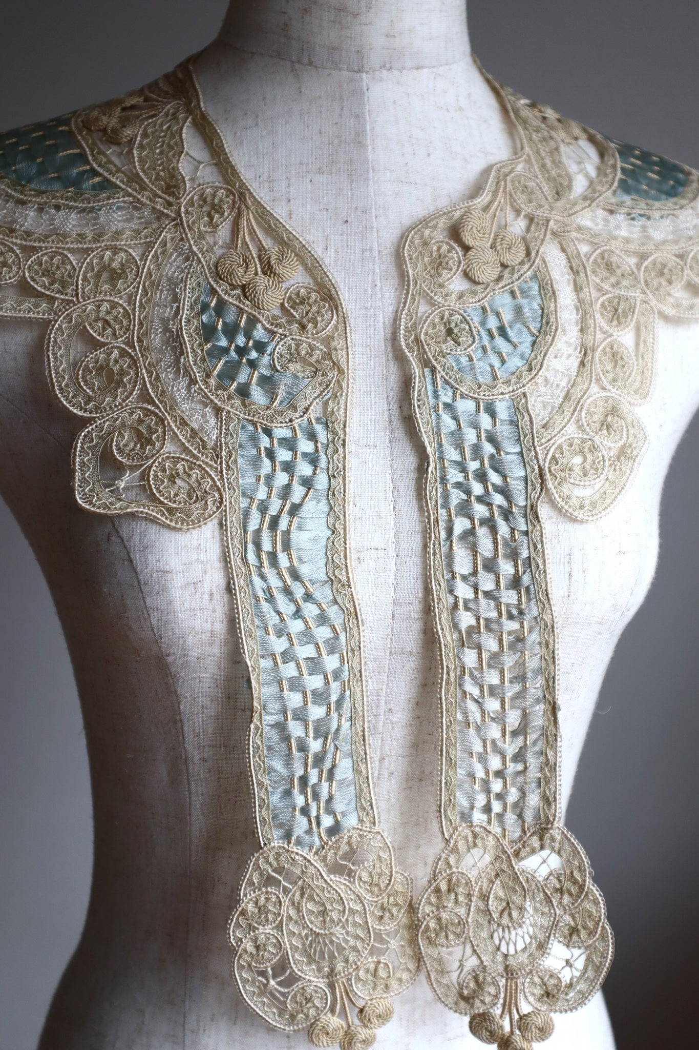 19th Victorian Tape Lace Collar