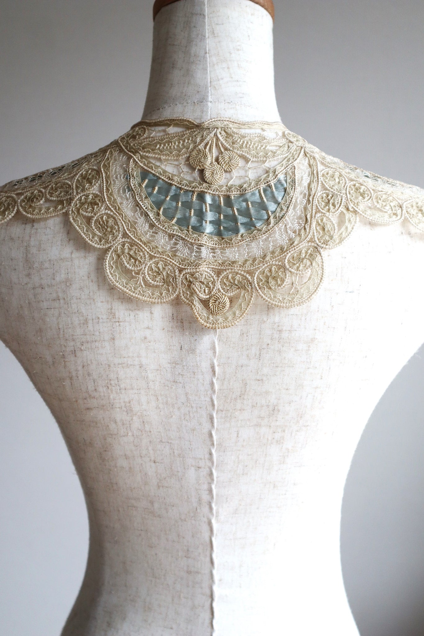 19th Victorian Tape Lace Collar