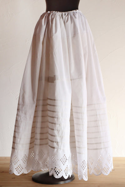 1900s White Cotton Drrawstring Skirt with Hand Cutwork