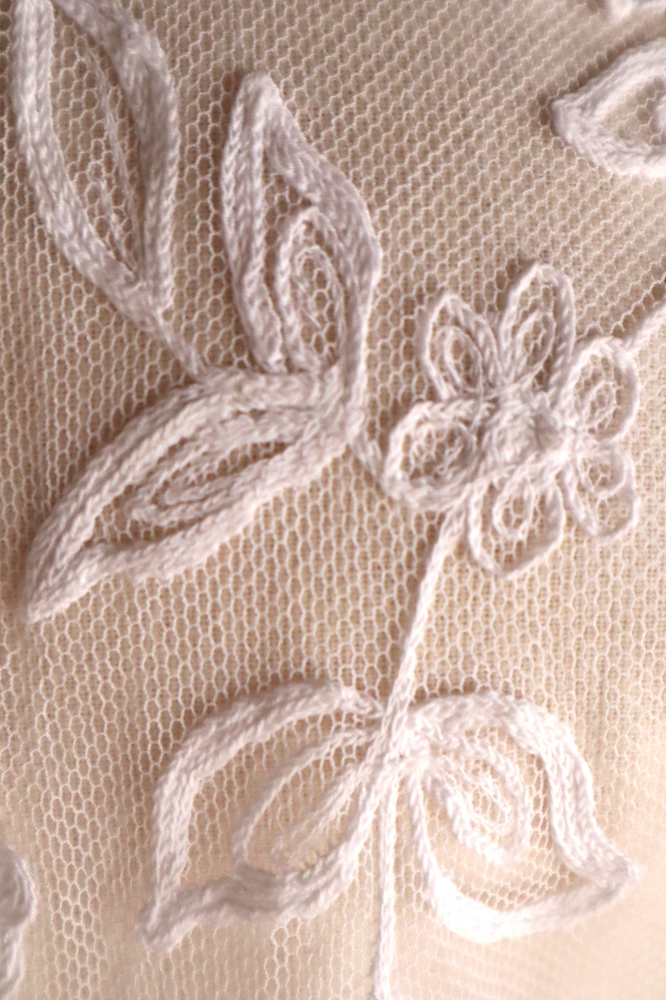 1900s Edwardian English Cotton Tulle Lace Tambour Embroidered Jacket