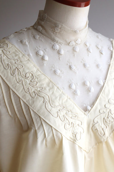 1900s Puff Sleeve Blouse