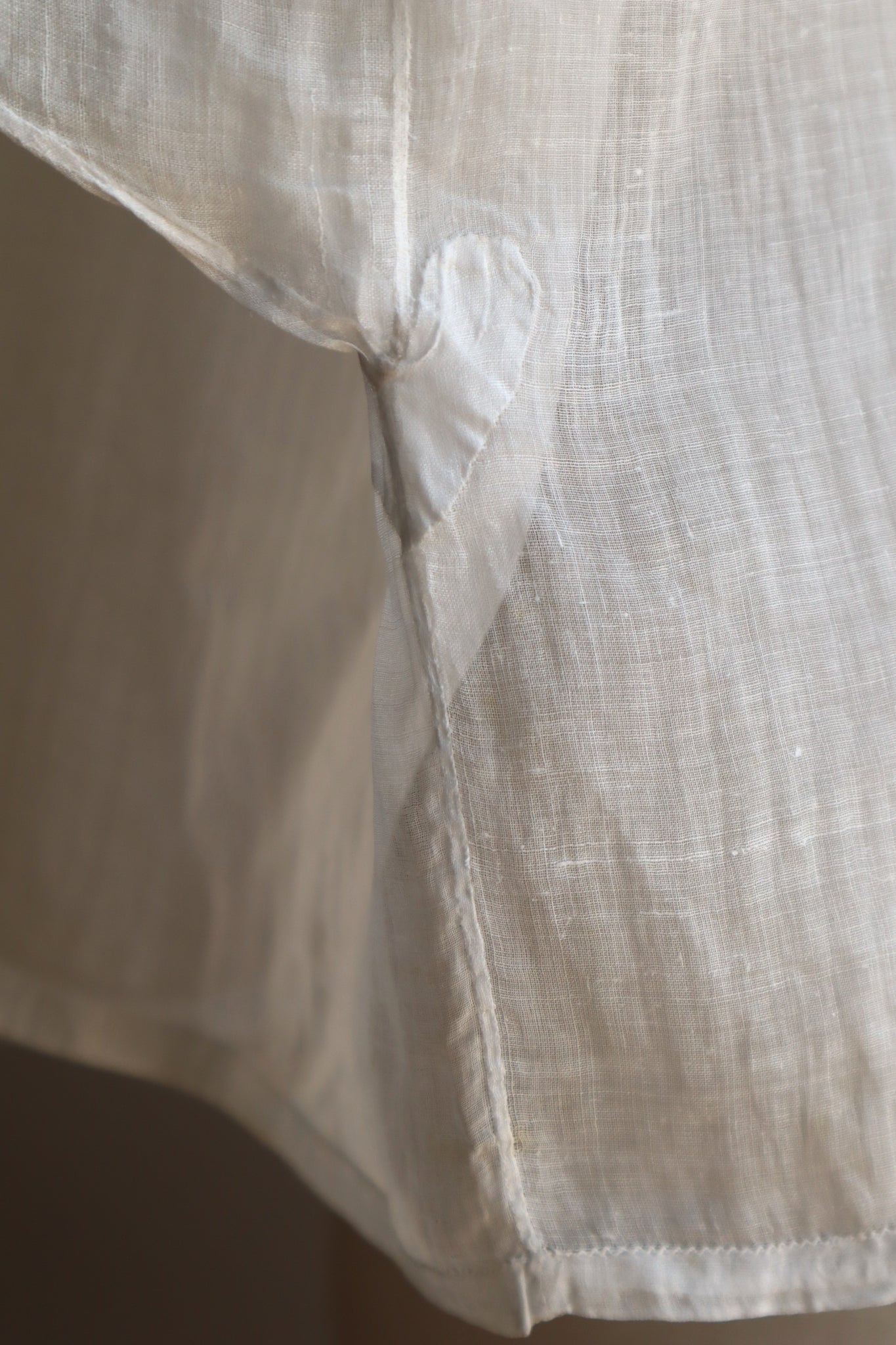 1900s Short Length Church Smock