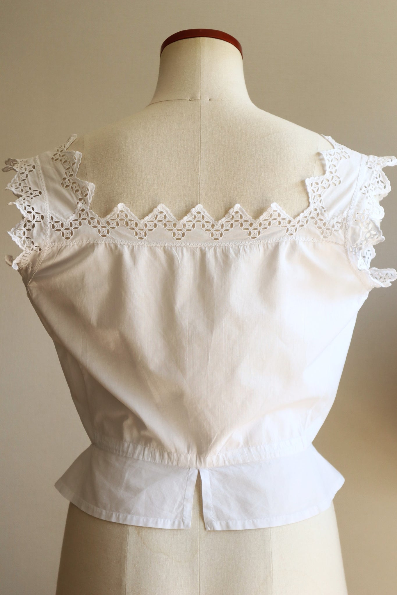 1910s Pointed Edge Corset Cover