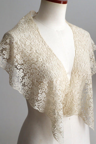 1850s–1860s Mid-Victorian Honiton Lace Bertha Collar
