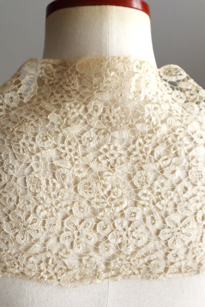 1850s–1860s Mid-Victorian Honiton Lace Bertha Collar