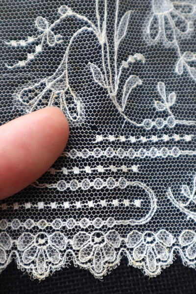 Late 19th Century Machine-Embroidered Net Lace Border (313cm)