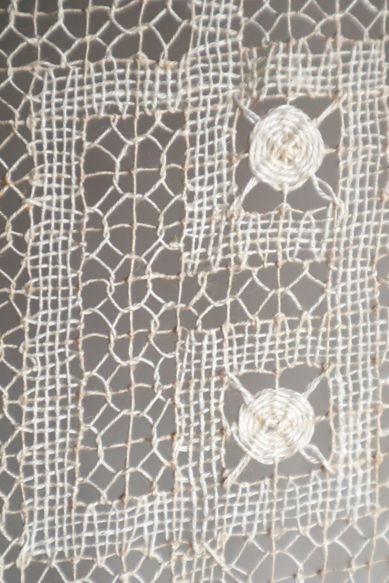 1880s French Hand-Knotted Filet Lace Cloth