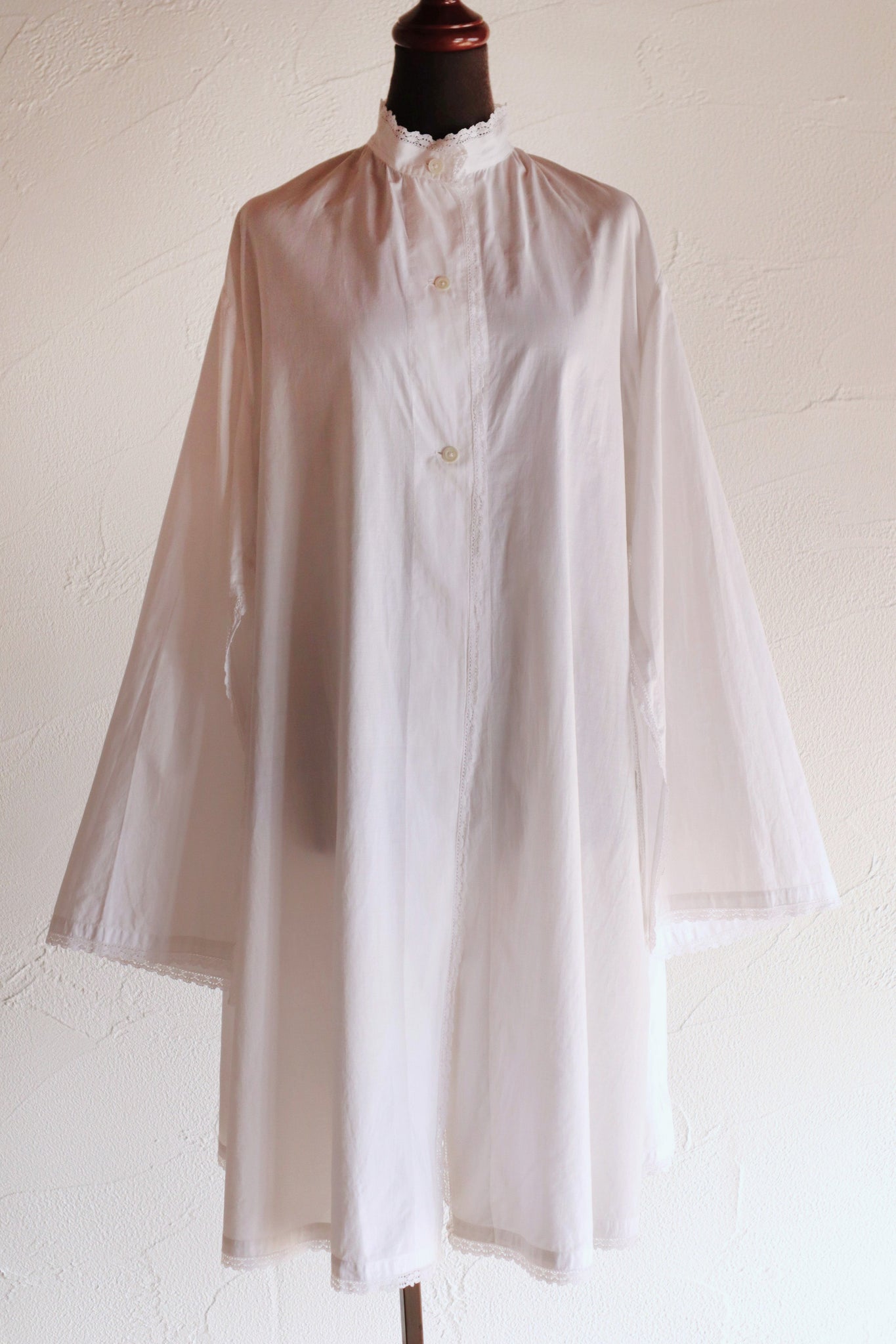 1900s-1910s Edwardian Cotton Lawn Dressing Gown
