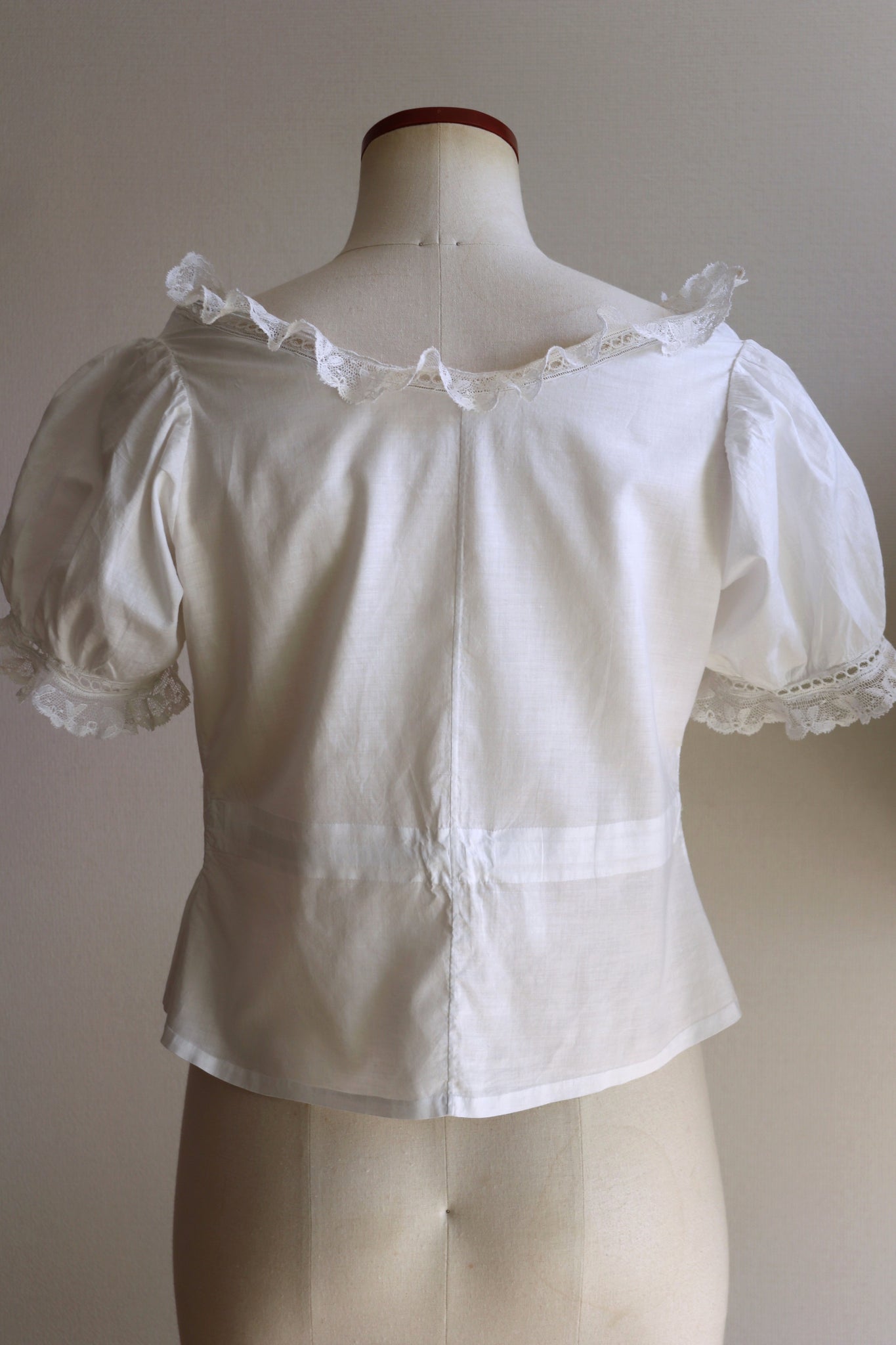 1900s Puffed Sleeve Corset Cover
