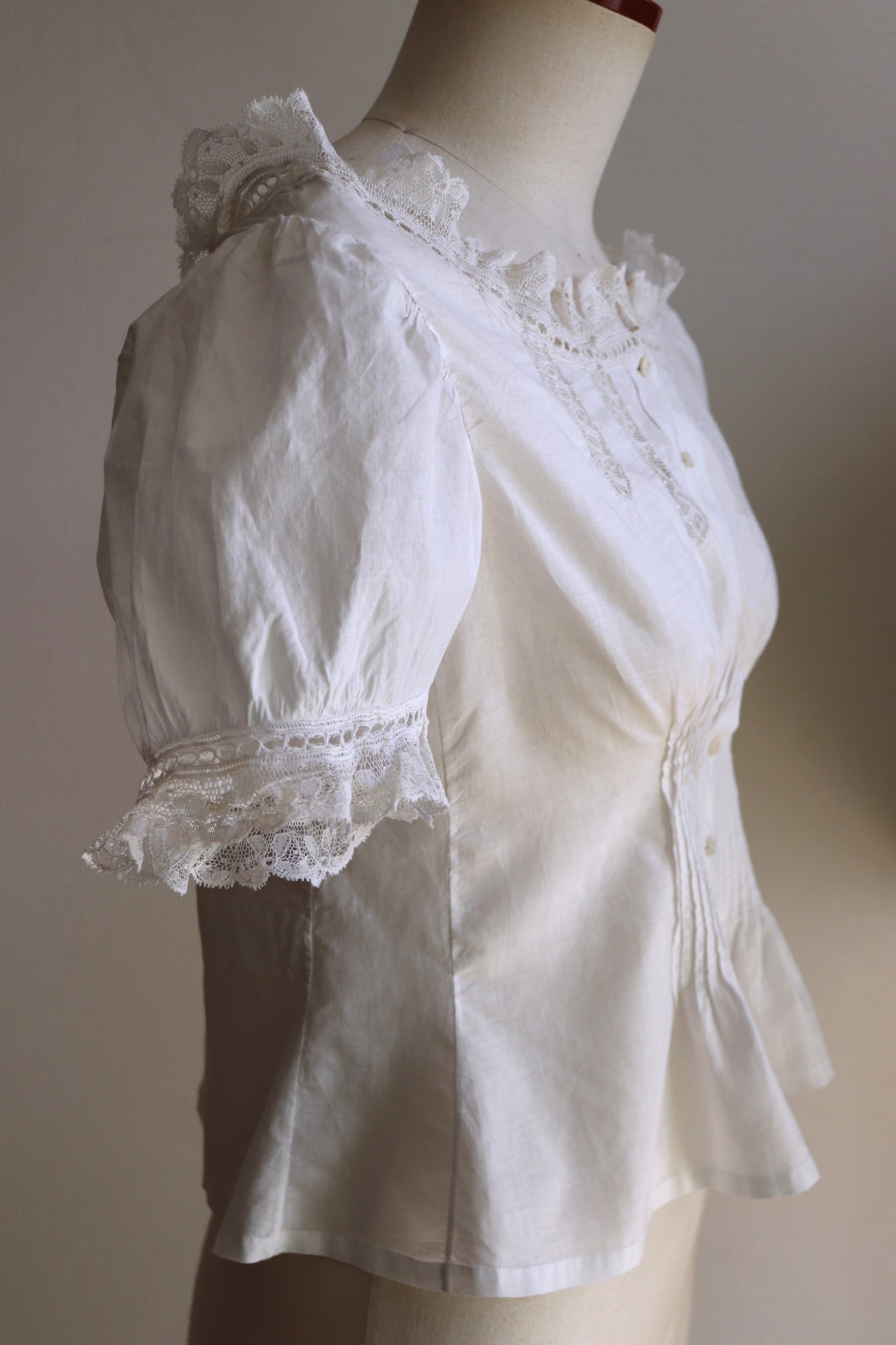 1900s Puffed Sleeve Corset Cover