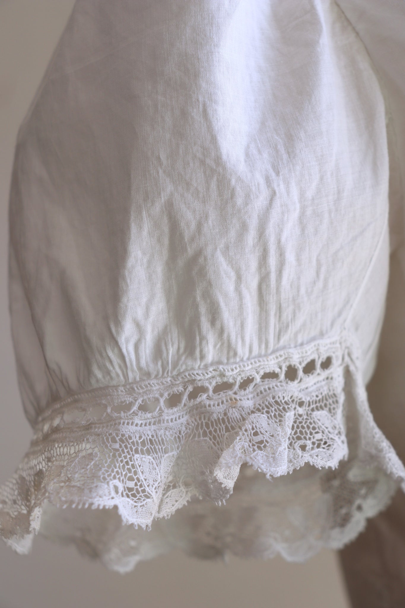1900s Puffed Sleeve Corset Cover