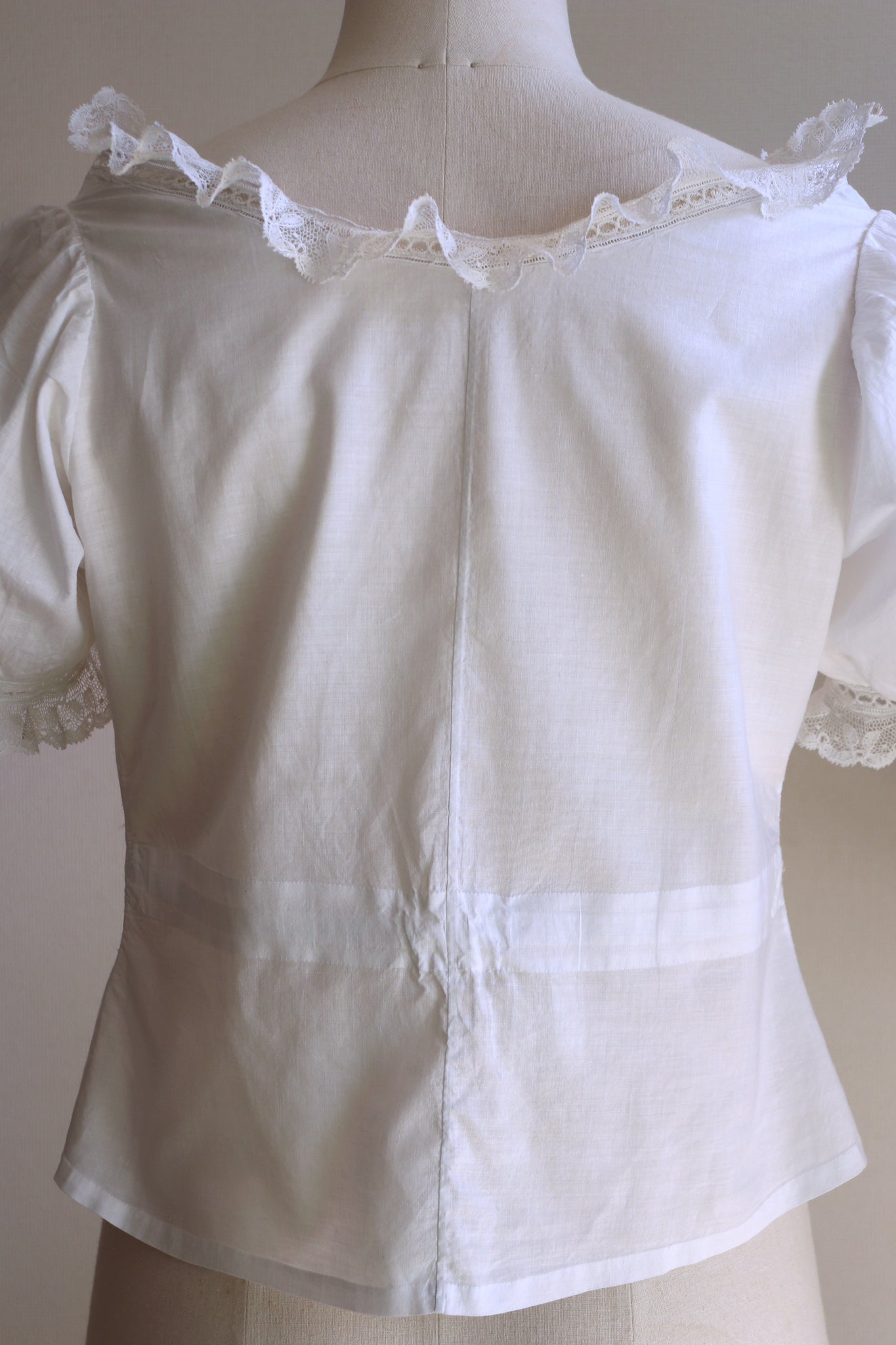1900s Puffed Sleeve Corset Cover