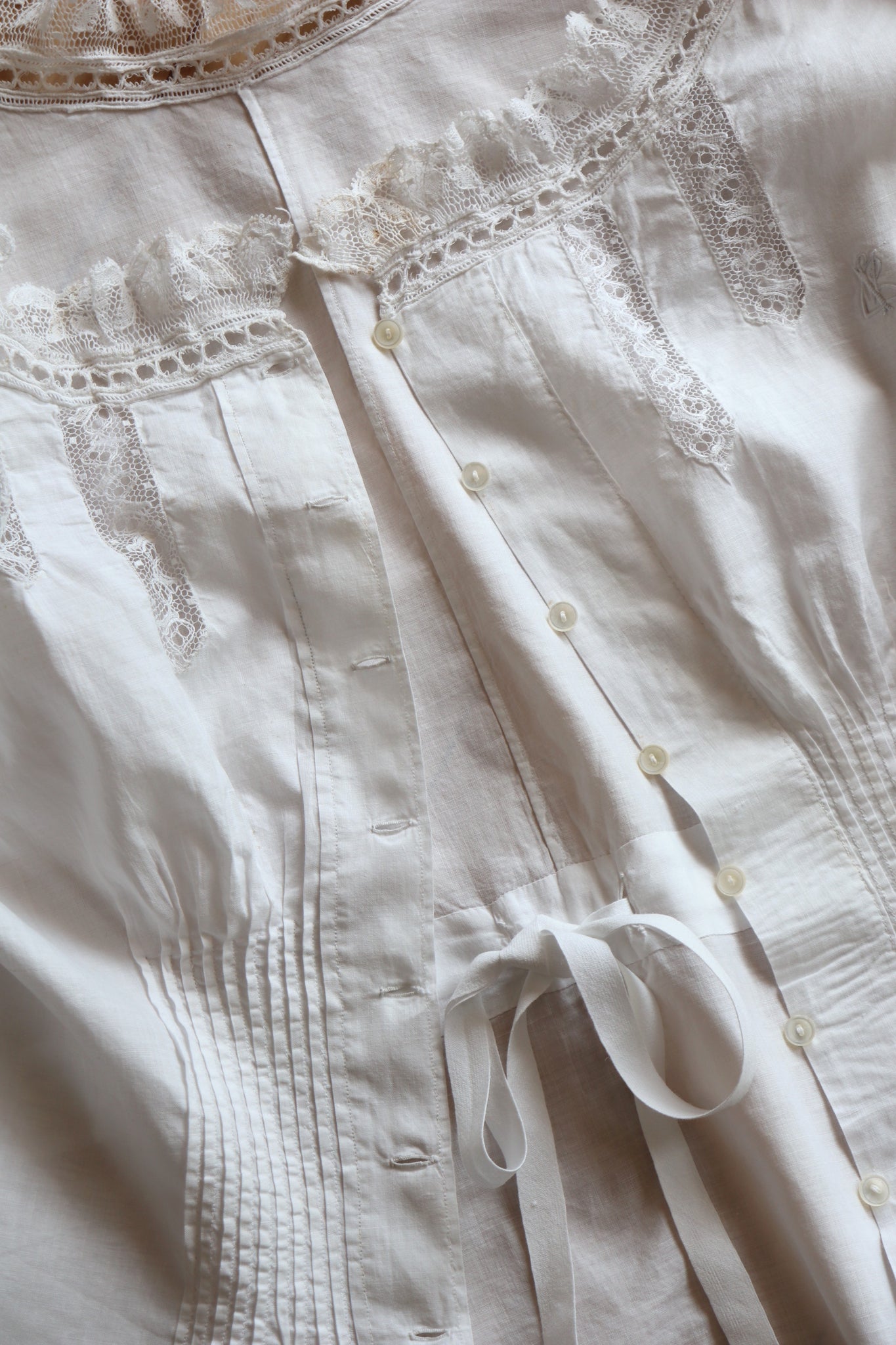 1900s Puffed Sleeve Corset Cover