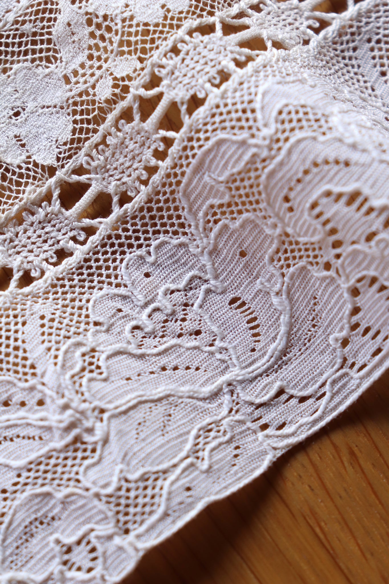 1930s Round Lace Tablecloth