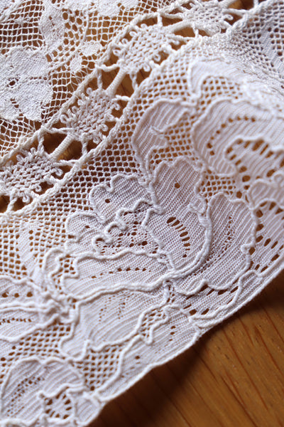 1930s Round Lace Tablecloth