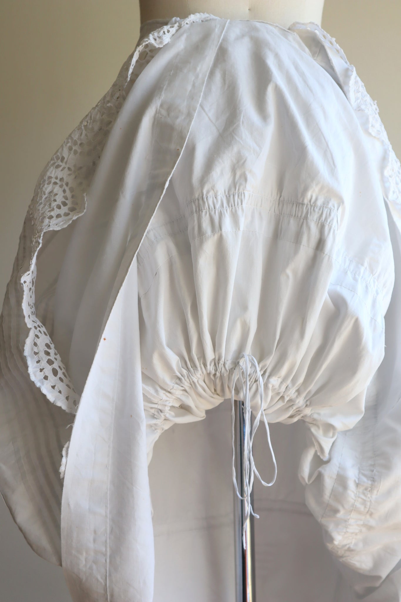 1900s Cut Work Bustle Petticoat Skirt