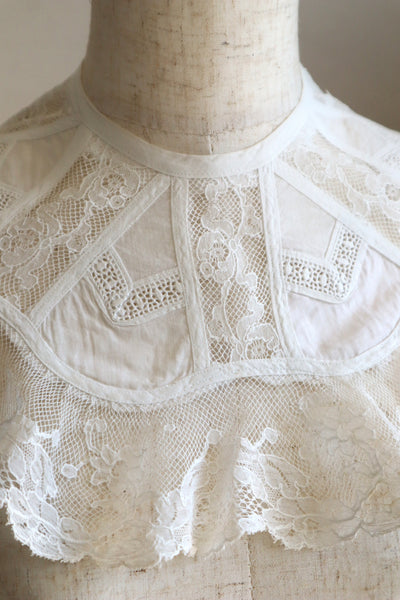 1910s French Fluffy Lace Trim Collar