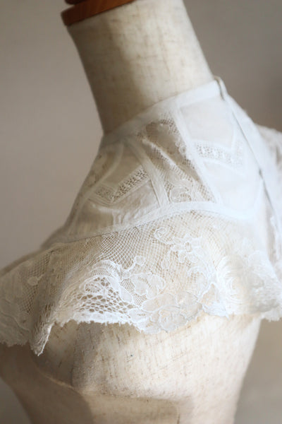 1910s French Fluffy Lace Trim Collar