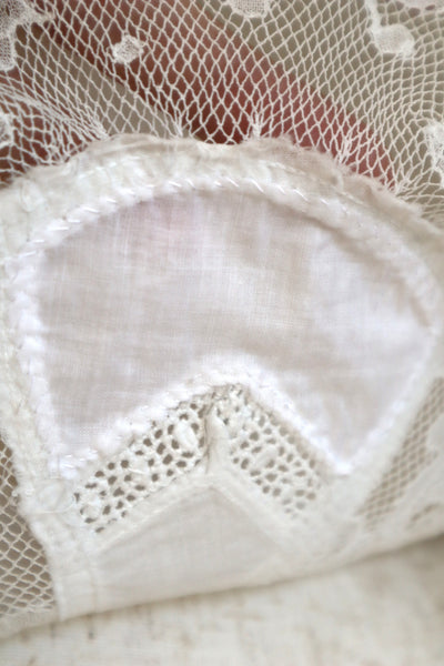 1910s French Fluffy Lace Trim Collar