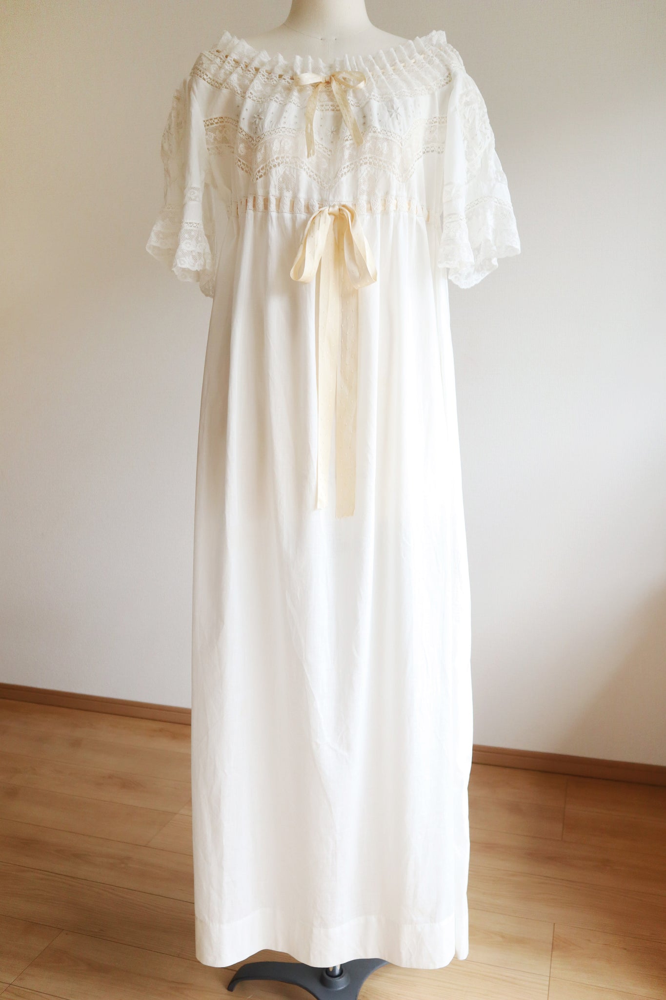 1900s Edwardian Nightgown