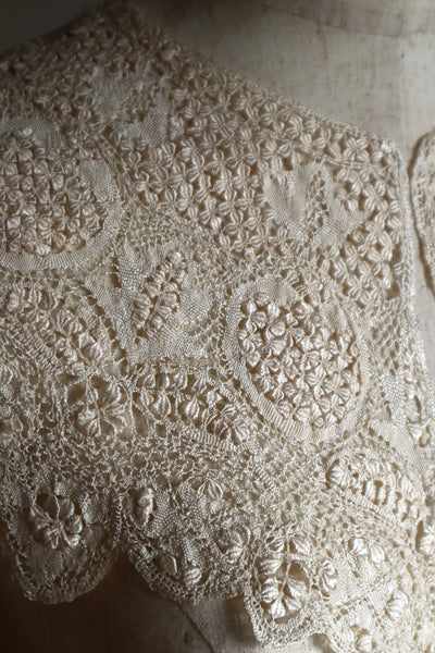 1900s Cream Silk Maltese Lace Collar