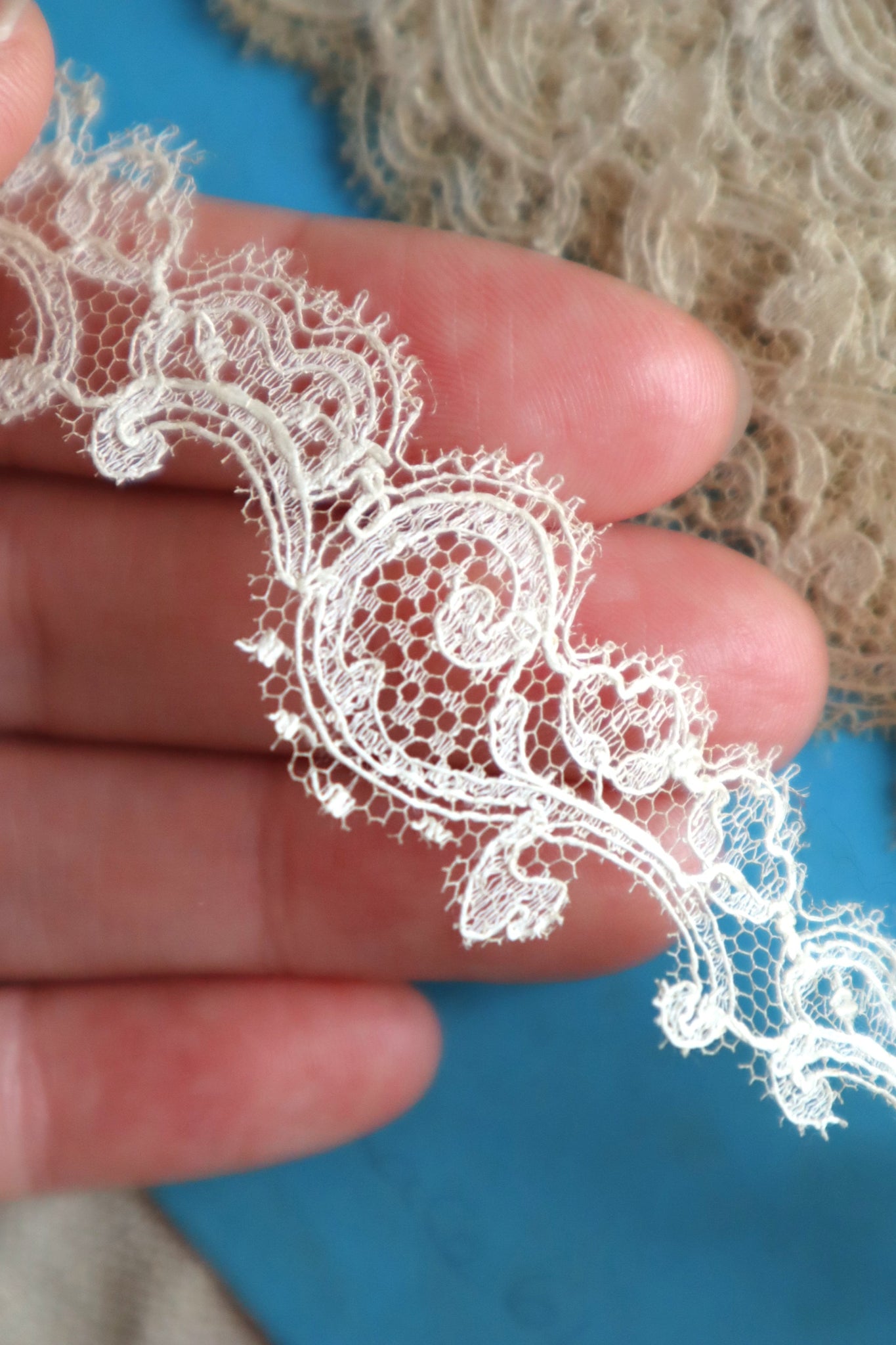 1900s-1910s French Fine Cotton Bobbinet Lace Trim