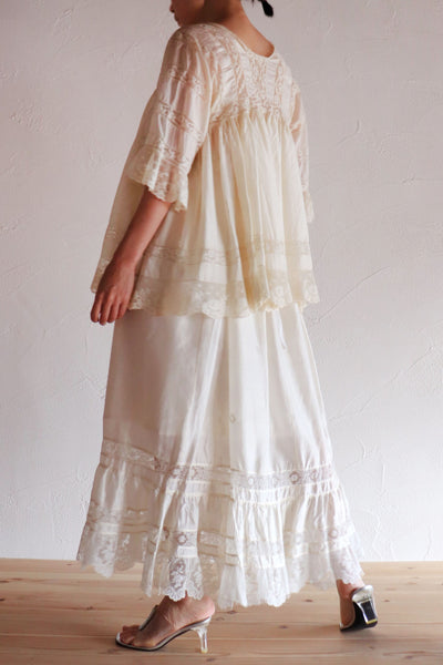 1900s Silk Bed Jacket