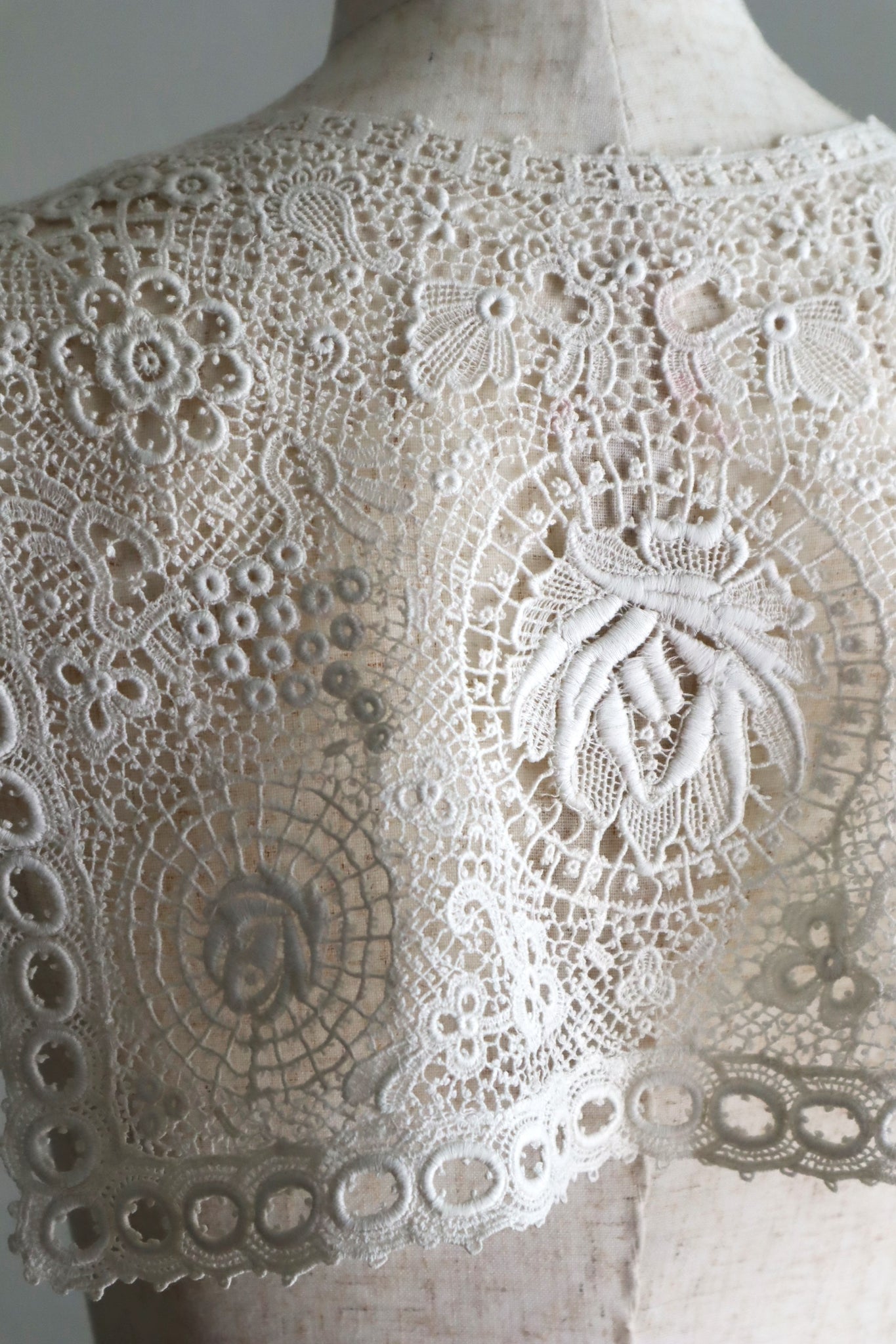 1900s Corded Schiffli Lace Sailor Collar