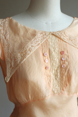 1930s~1940s Peach Blouse