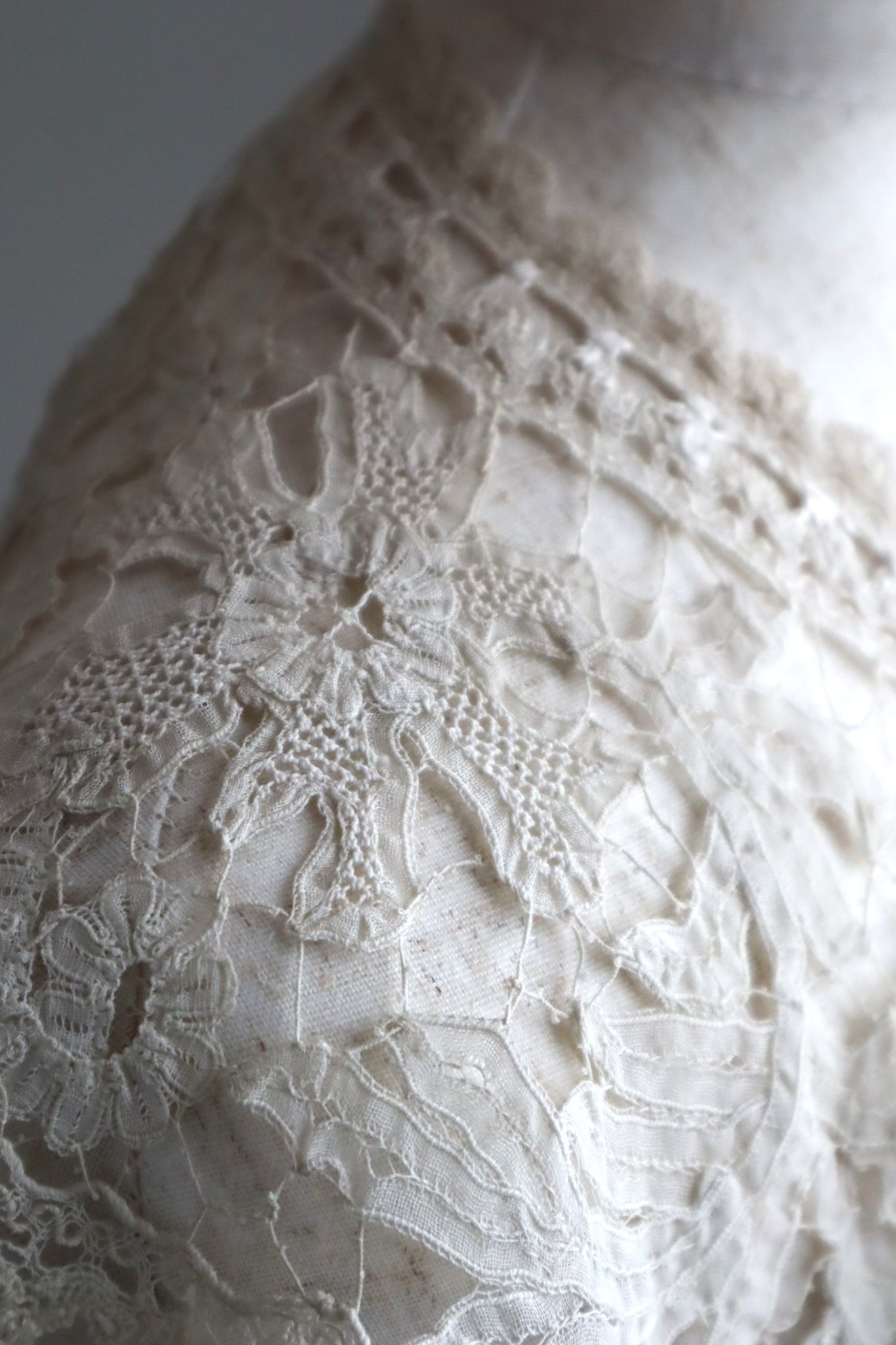 Early 1900s French Edwardian Handmade Needle Lace Collar