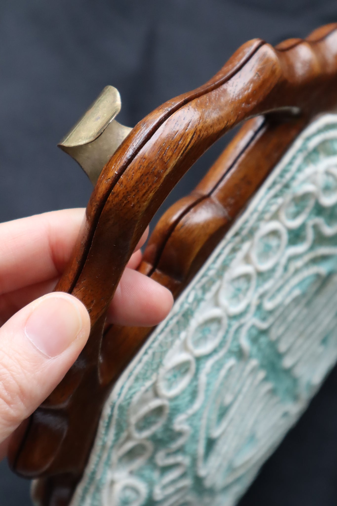 1930s Hand Embroidery Wooden Handle Bag