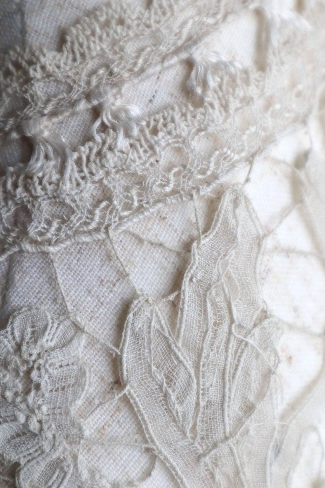 Early 1900s French Edwardian Handmade Needle Lace Collar