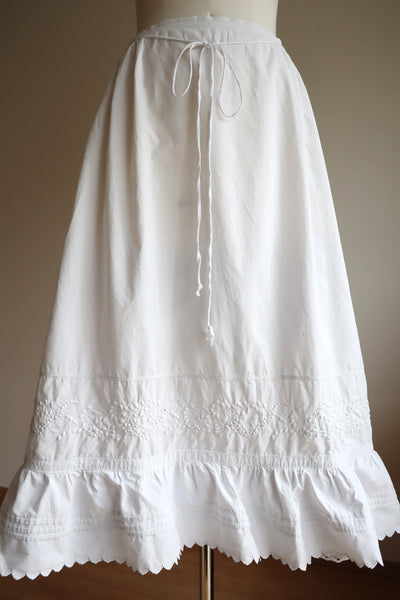 1890s 3D Flower embroidery Voluminous Skirt