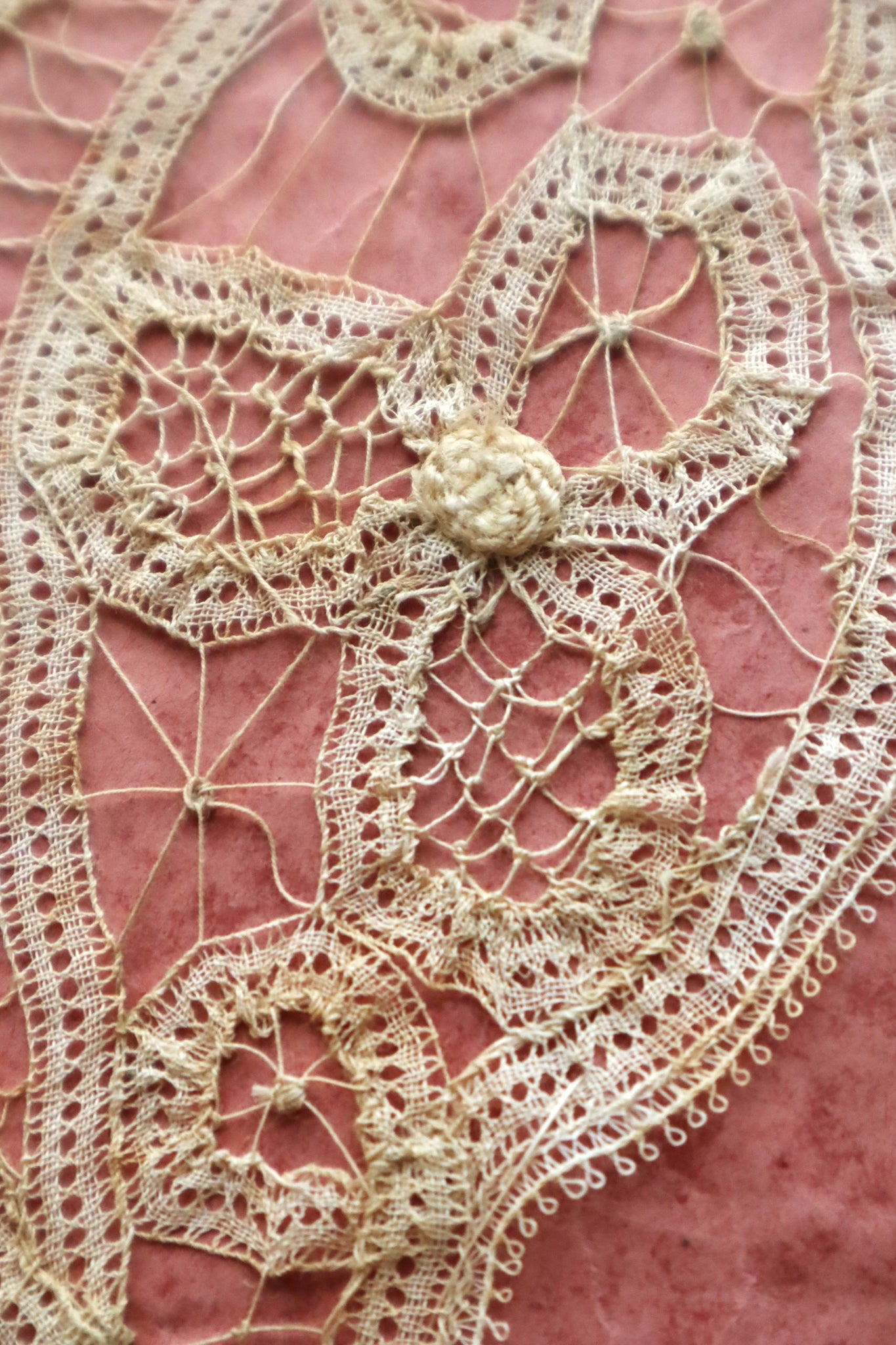 1890s–1900s Handmade Renaissance Tape Lace Collar & Panel on Original Board