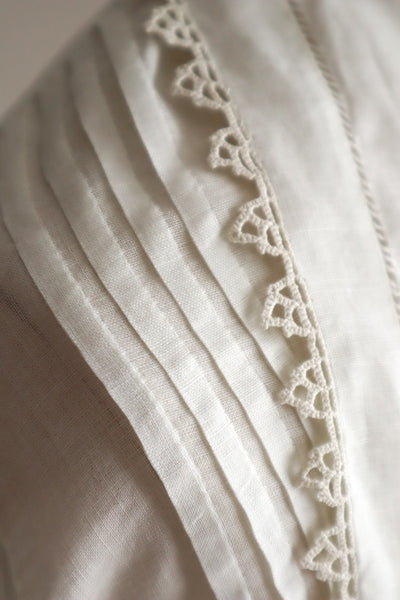 1910s Hand-Sewn White Cotton Drawnwork Sailor Blouse
