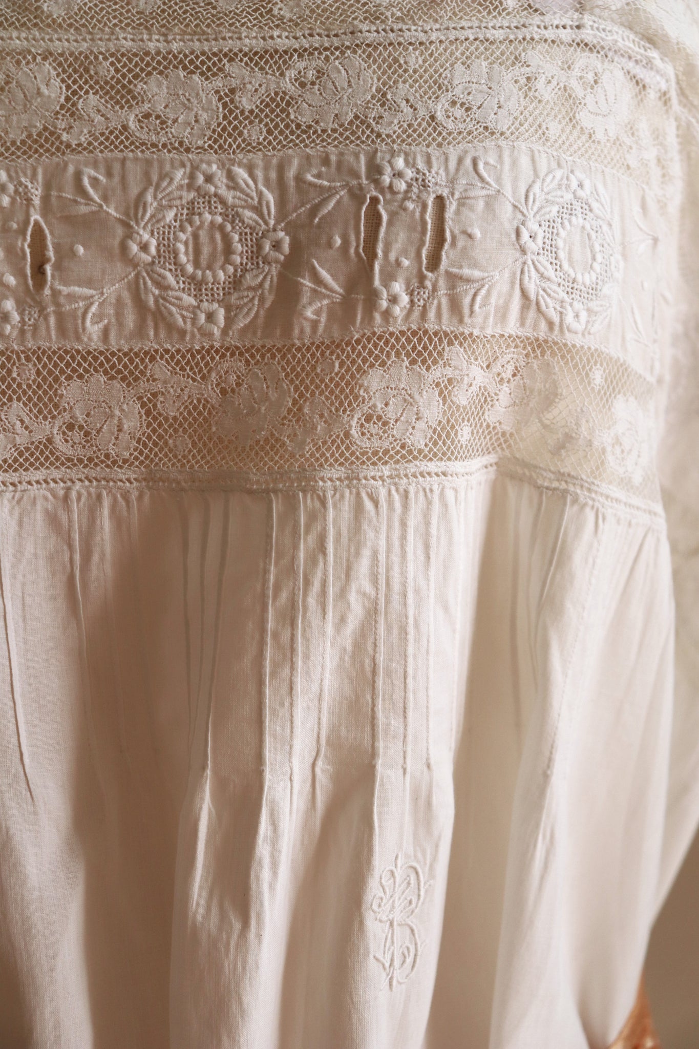 1900s Edwardian Step In